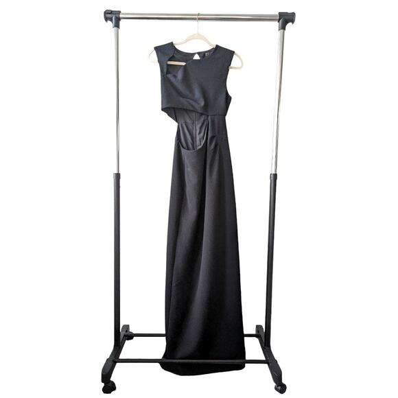 BCBGMAXAZRIA Kimora Crepe Cut Out Black Gown Size 2 - Picture 2 of 10
